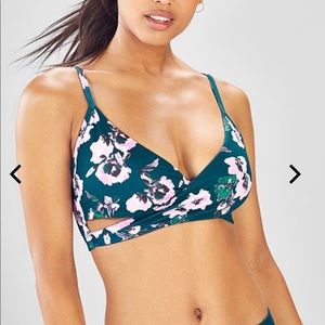 Fabletics Prosper Outfit - NWT